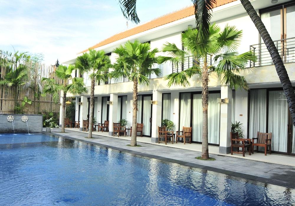 Puri Maharani Boutique Hotel Денпасар Экстерьер фото